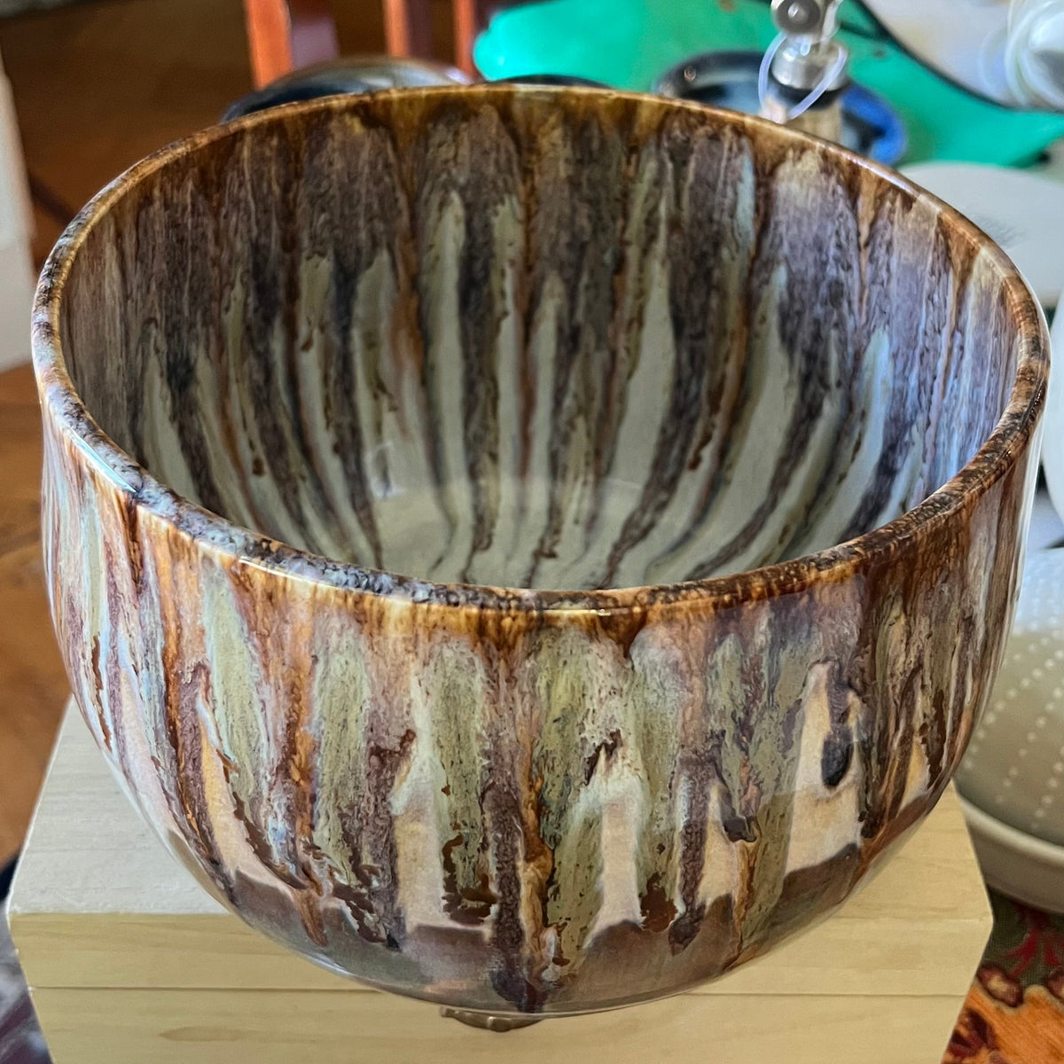 1012 medium deep bowl