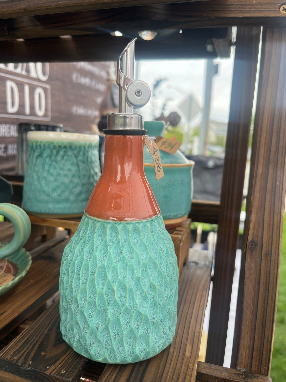 849 oil dispenser - matte green and earthen red