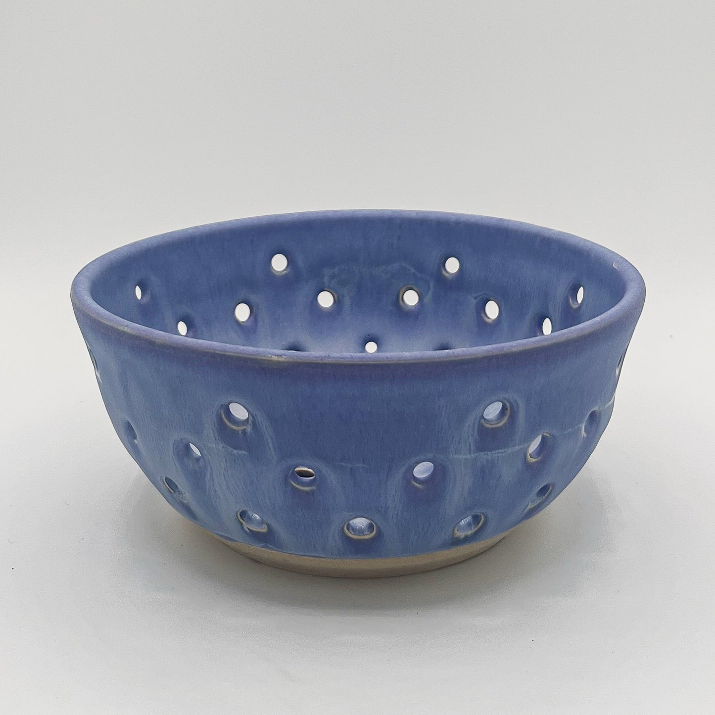 Frosted Lavender Stoneware Colander