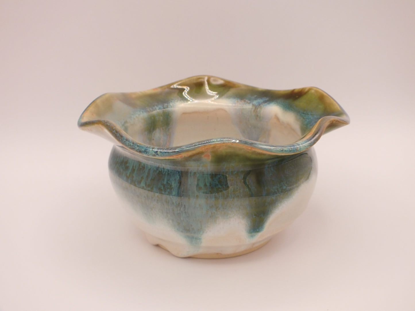 Spanish Moss Flutter Edge Bowl