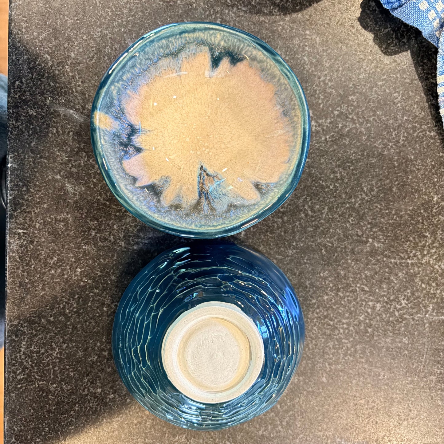 1506 Peacock Mini Bowl - Carved Exterior