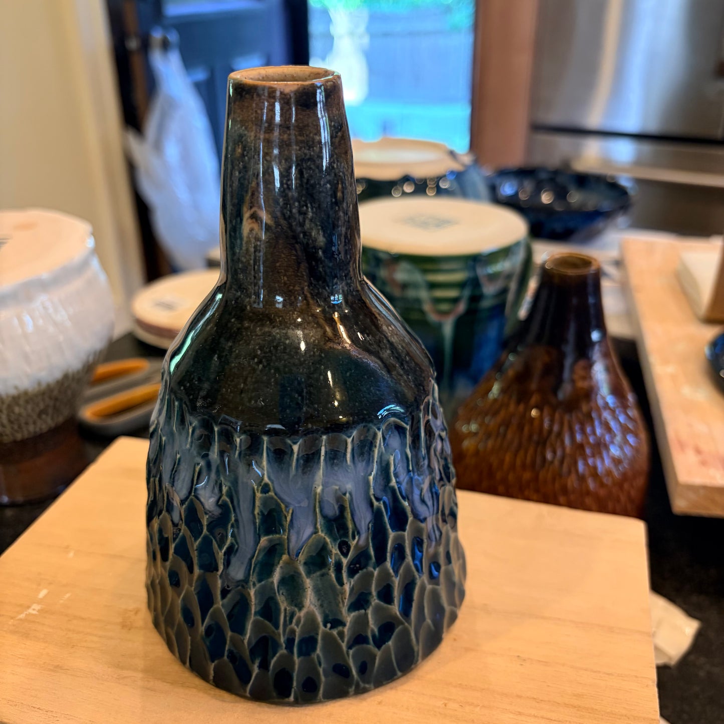 1104 soap dispenser - carved peacock and black