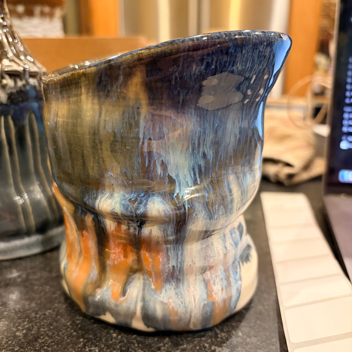 Vase-Rainbow