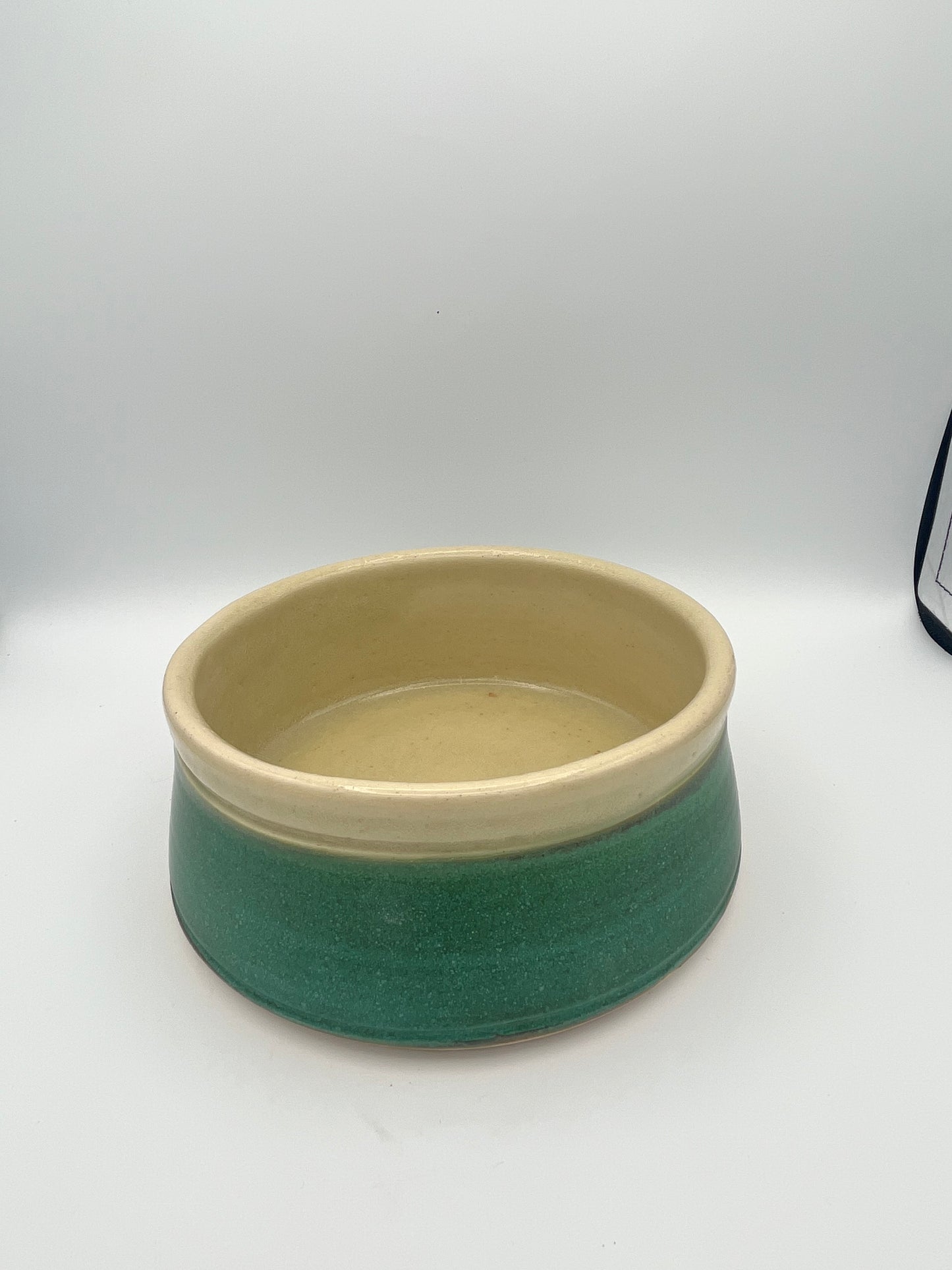 Pet Bowl - Spoil Your Furry Friend in Style