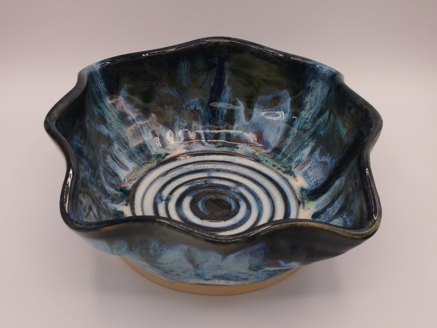 The Deep Oceans Embrace