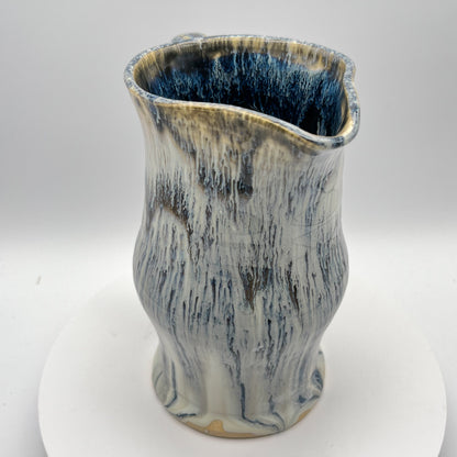 Waterfall in ceramic form