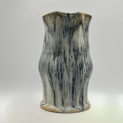Waterfall in ceramic form